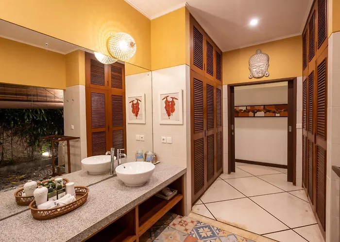 Superb And Elegant 4-bedroom - Up To 10 Guests * Seminyak