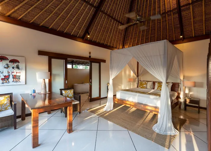 Villa Superb And Elegant 4-bedroom - Up To 10 Guests Seminyak