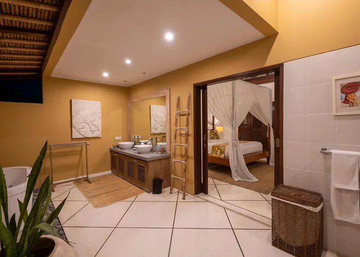 Villa Superb And Elegant 4-bedroom - Up To 10 Guests *