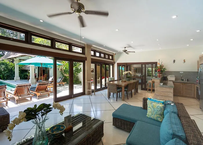 Superb And Elegant 4-bedroom - Up To 10 Guests Villa *