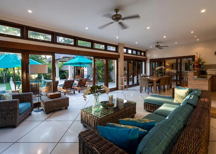 Superb And Elegant 4-bedroom - Up To 10 Guests *