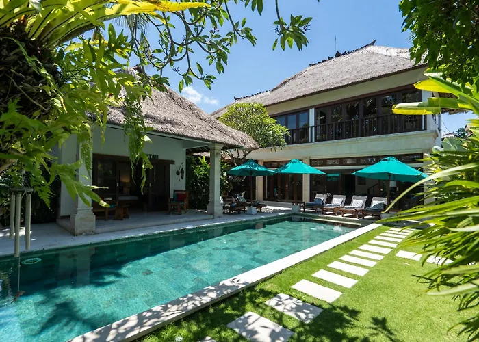 Superb And Elegant 4-bedroom - Up To 10 Guests Villa *